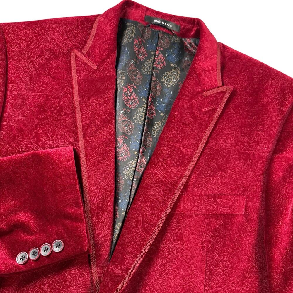 Van Heusen Studio Red Velvet Blazer Men 44R Holiday Christmas Sport Coat Jacket
